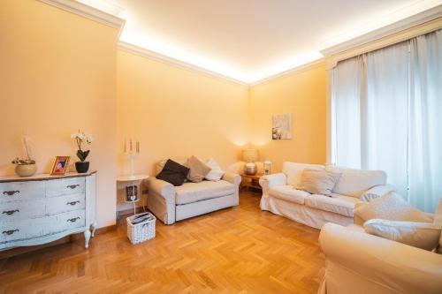 St. Peter Hill BuddyRent — 4-Star Luxury Hotel in Rome, Italy