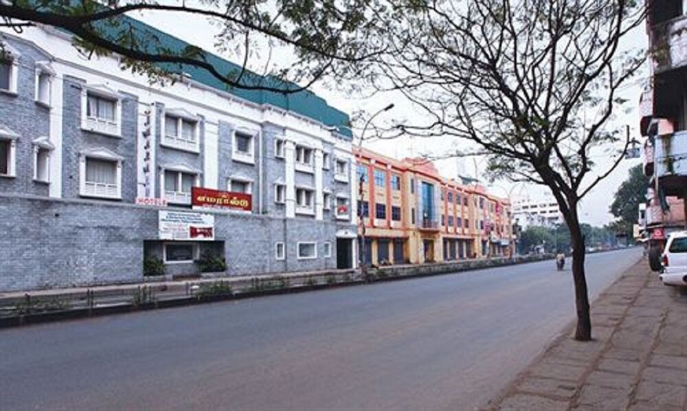 Emarald Hotels