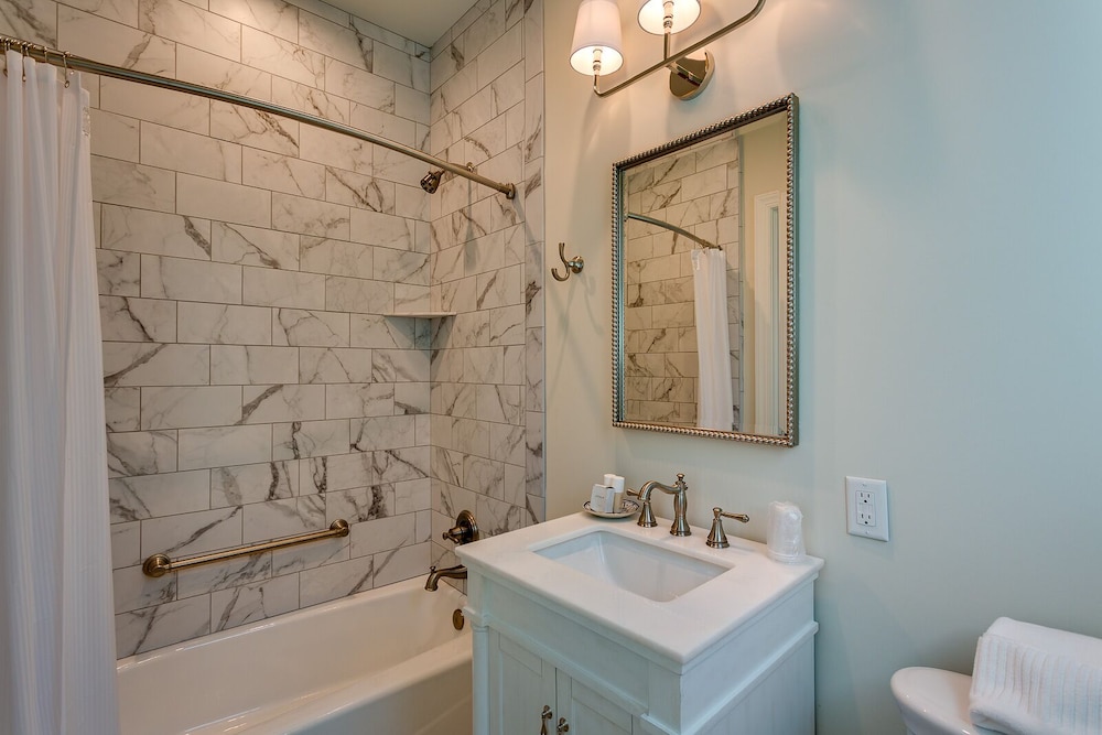 Azaleana Manor - photo 29