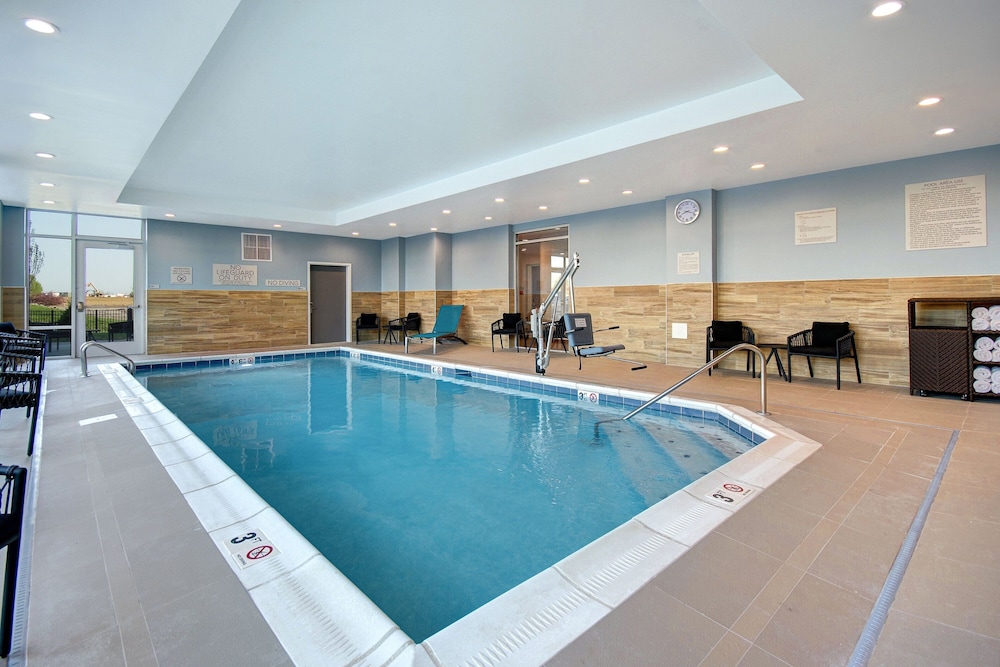 TownePlace Suites by Marriott Cincinnati Airport South - photo 18