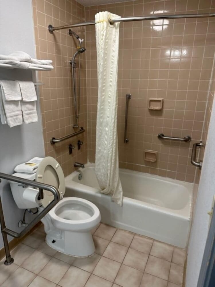 Homelodge Newnan - photo 35