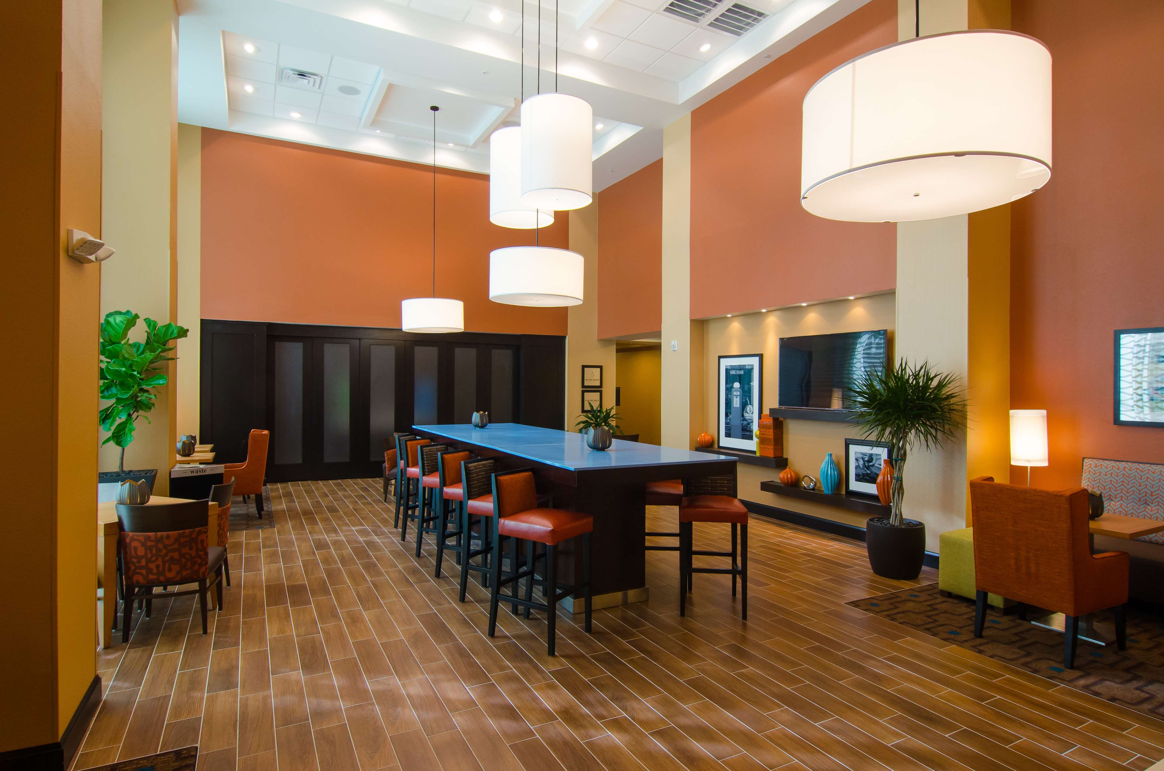 Hampton Inn & Suites Huntsville - photo 9