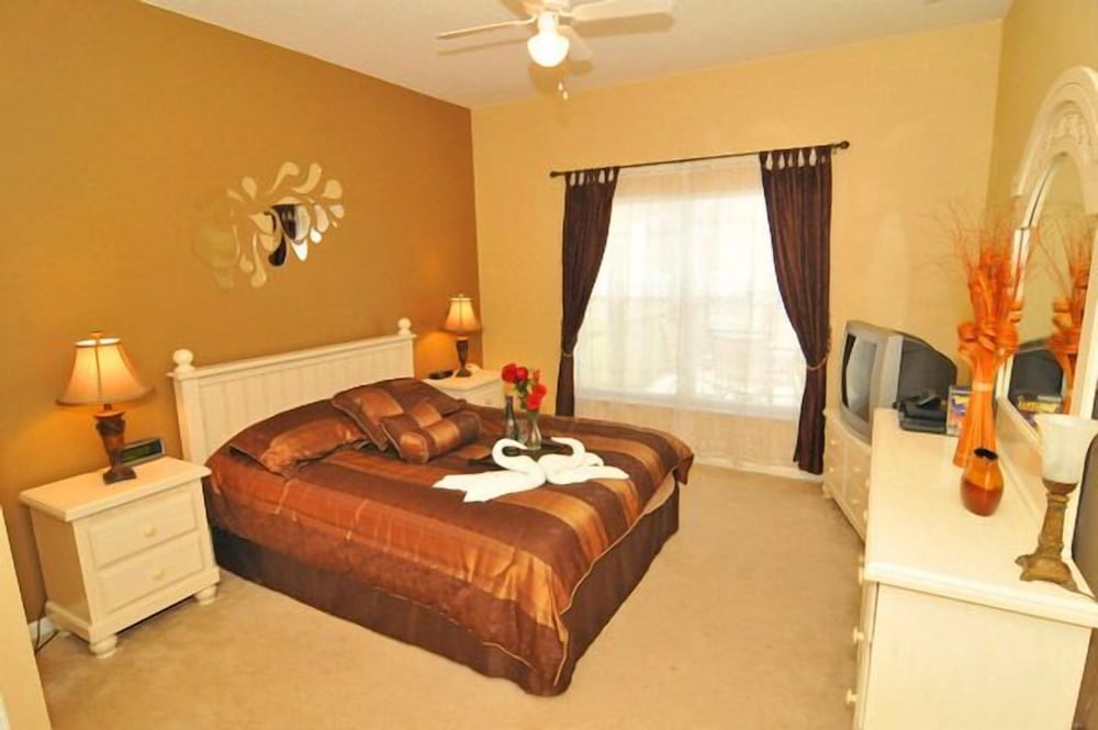 Ov1953 Windsor Palms Resort 4 Bed 3 Baths Townhome - photo 3