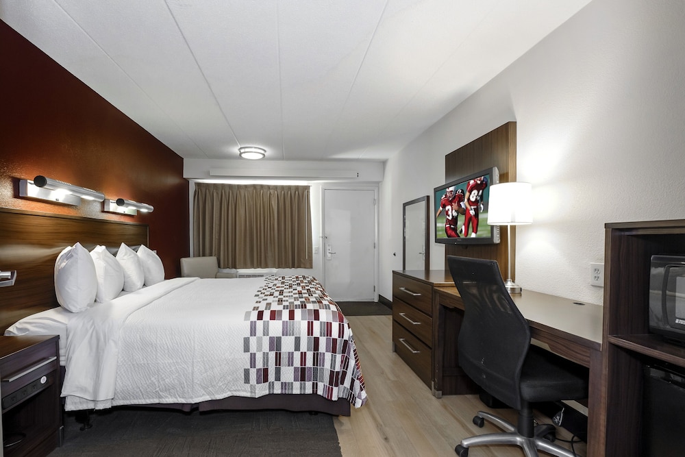 Red Roof Inn Aberdeen - photo 18
