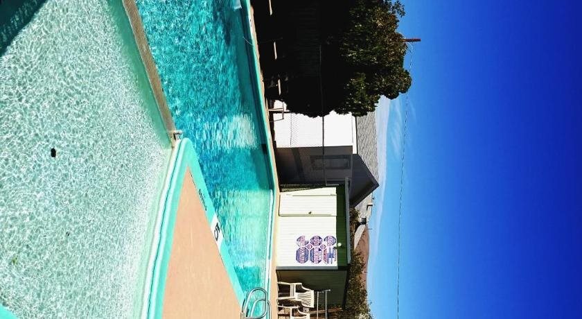 El Portal Motel - photo 10