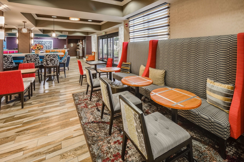 Hampton Inn San Francisco Airport - photo 43