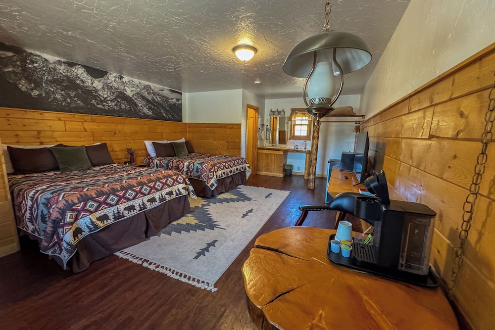 Chinook Winds Motel - photo 71