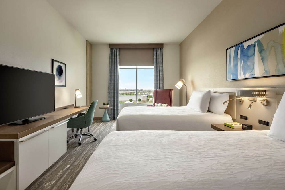 Hilton Garden Inn Austin North Near the Domain - photo 7
