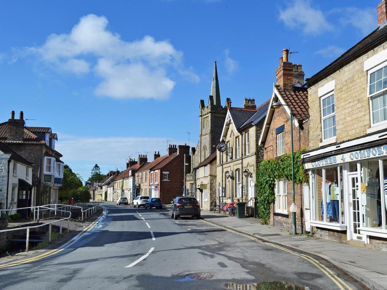 Oak Tree Cottage — 4-Star Luxury Hotel in Kirkbymoorside, United Kingdom