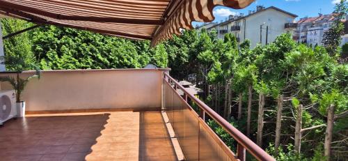 Apartment with terrace and garage — 4-Star Luxury Hotel in Krakow, Poland
