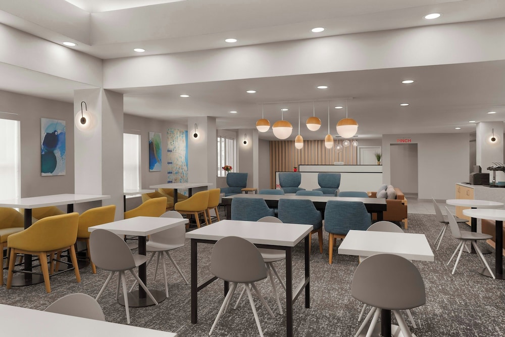 TownePlace Suites Chicago Naperville - photo 25