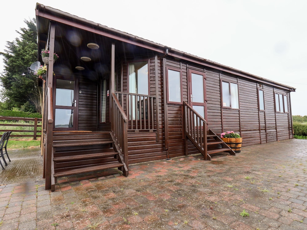 Handale Banks Farm Lodge — 4-Star Luxury Hotel in Saltburn-By-The-Sea, United Kingdom