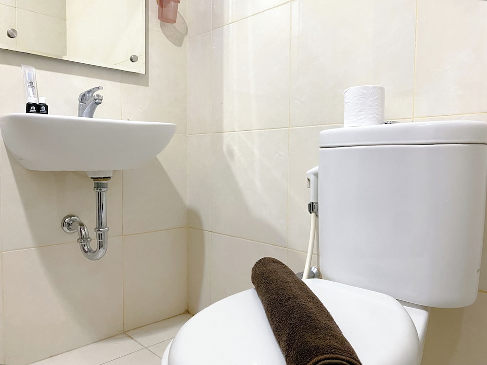 Modern Studio At Elvis Tower Apartment in Cikarang, Indonesia