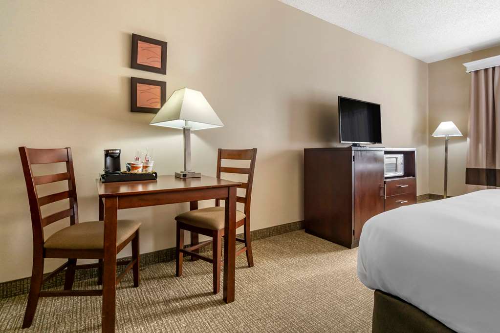 Comfort Inn & Suites Seattle North - photo 21
