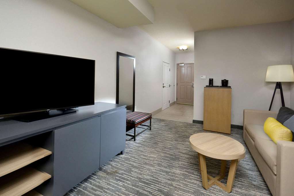 Country Inn & Suites by Radisson Asheville West near Biltmore - photo 17
