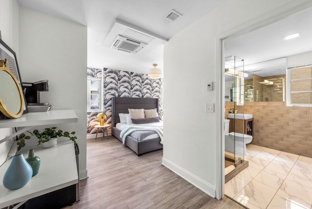 Luxuri Suites - photo 76