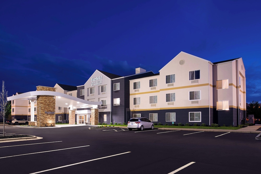 Fairfield Inn & Suites by Marriott Beloit - photo 42