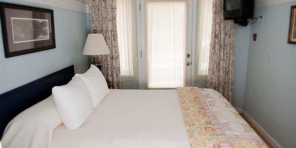 Frederick House - photo 14