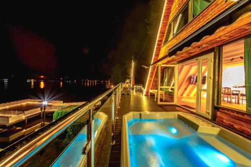 Białe Molo Domki & SPA in Miedzybrodzie Bialskie, Poland