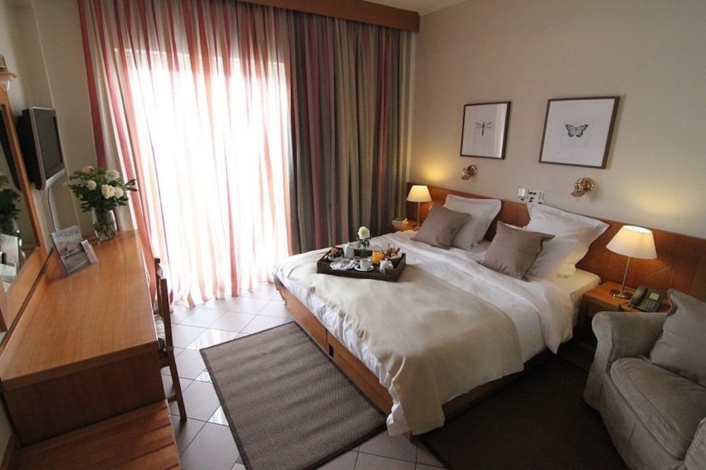 Achillion Hotel - last minute hotel in Athens