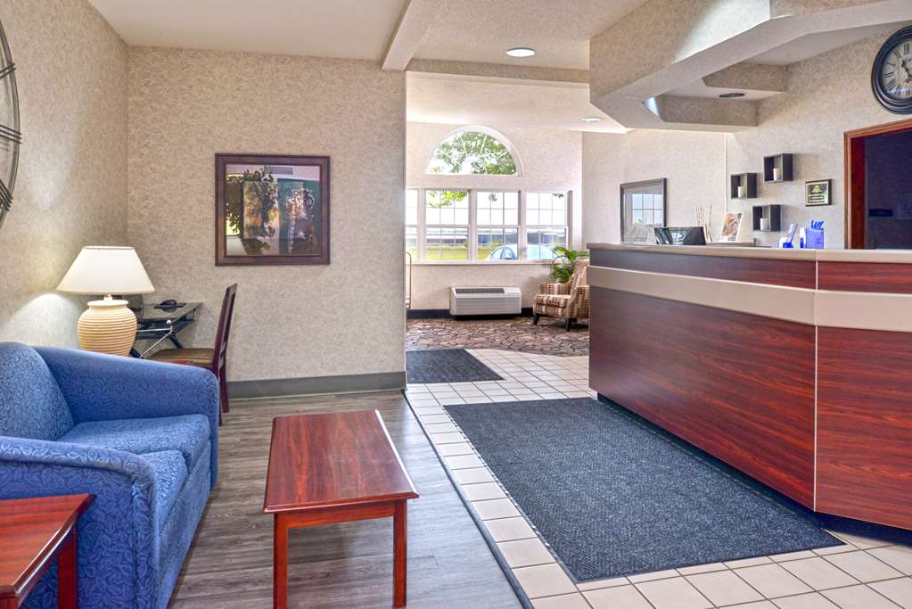Americas Best Value Inn & Suites Maryville - photo 6