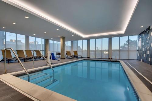 Hyatt Place Iowa City Downtown - photo 45