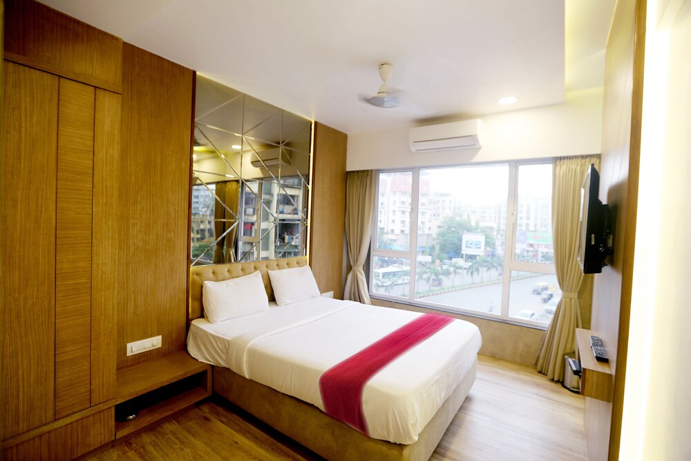 Hotel Sa Residency in Thane, India