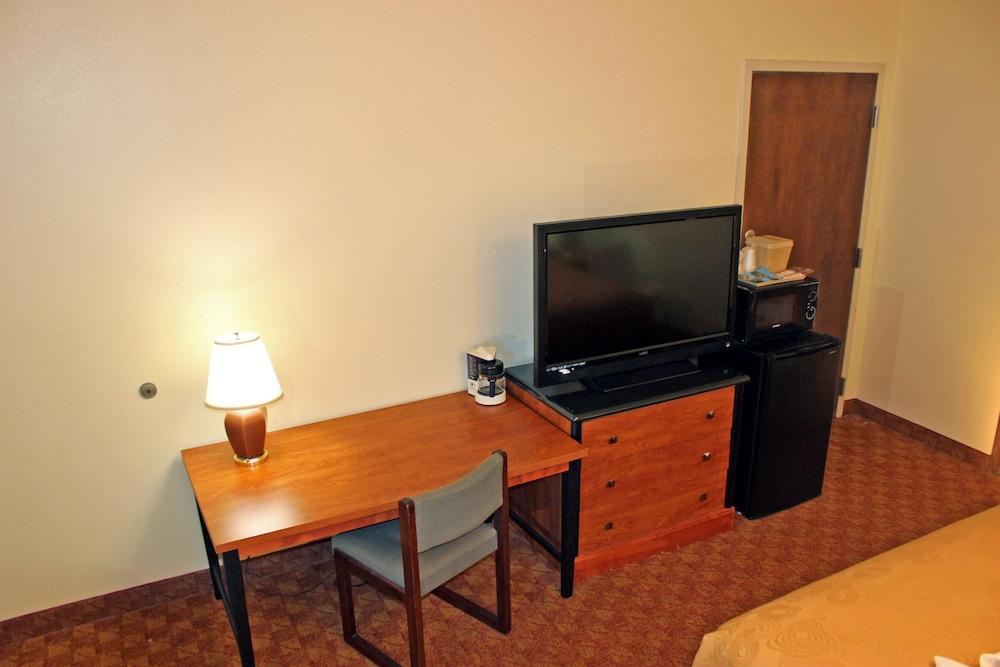 Angel Inn By The Strip - photo 18