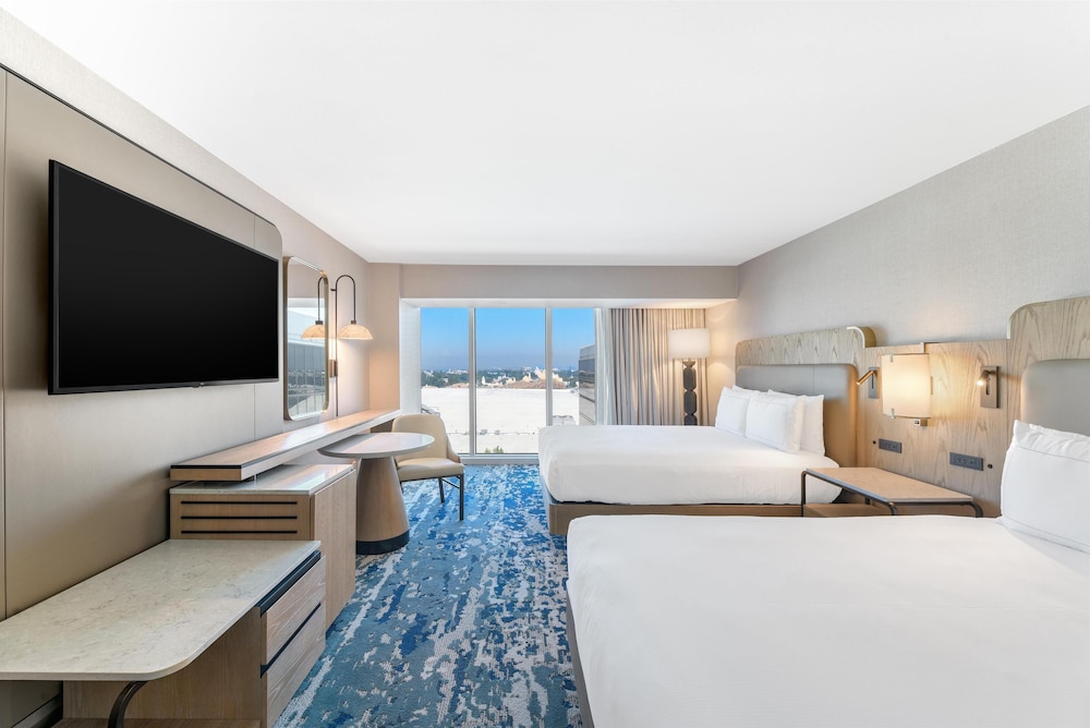 Hilton Anaheim - photo 39