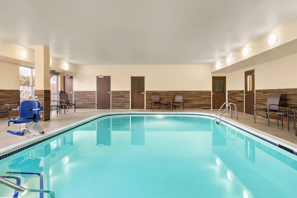 Fairfield Inn by Marriott Roseville - photo 18