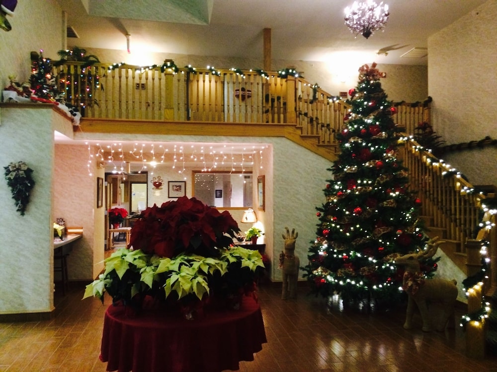 All Seasons Resort - photo 3