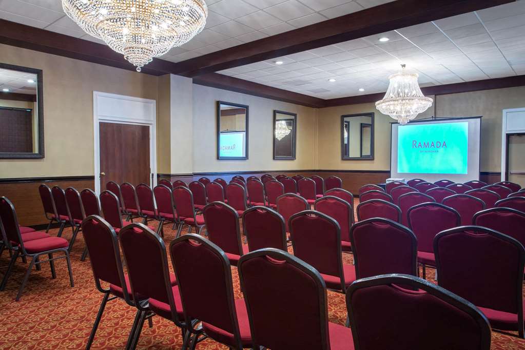 Ramada by Wyndham Tampa Westshore Airport South - photo 37