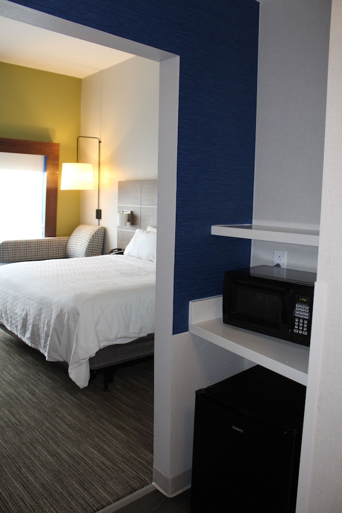 Holiday Inn Express and Suites Gettysburg by IHG - photo 12