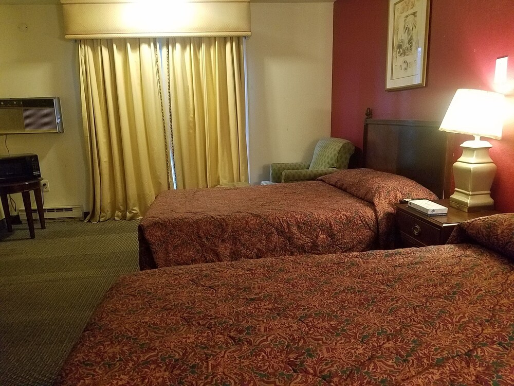Maplehurst Motel - photo 6