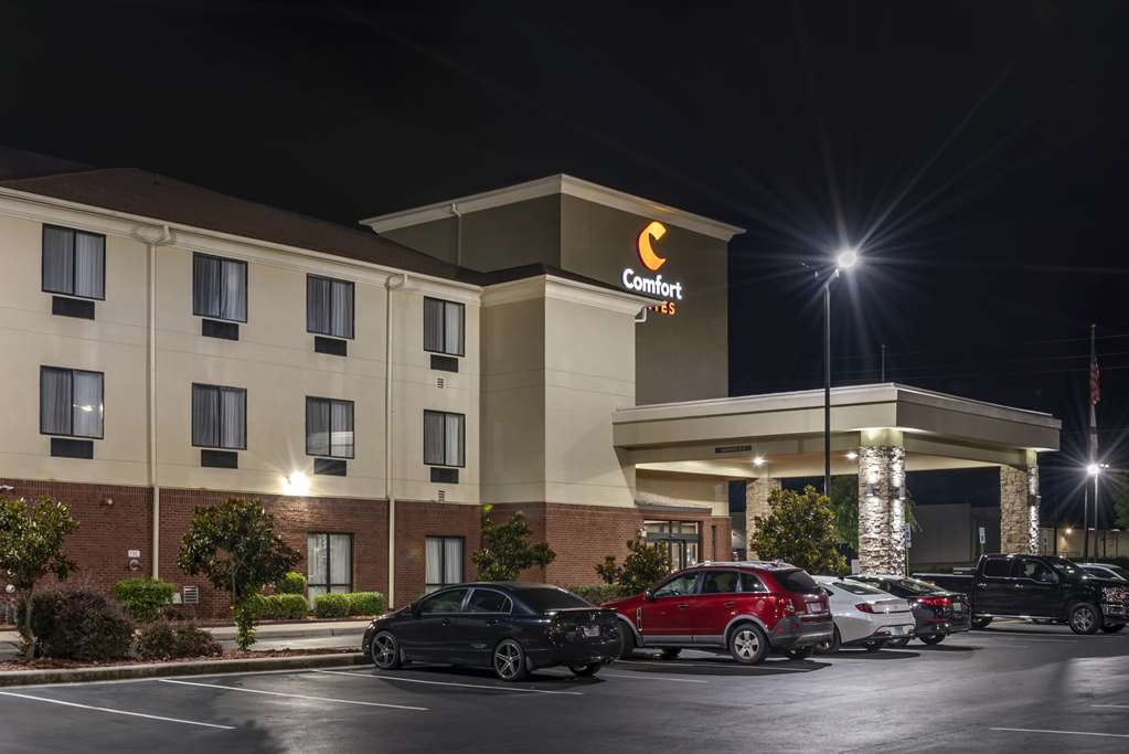 Comfort Suites Pell CIty near Logan Martin Lake - photo 9
