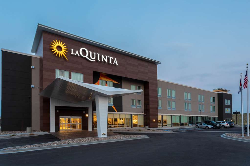 La Quinta Inn & Suites by Wyndham Limon - photo 3