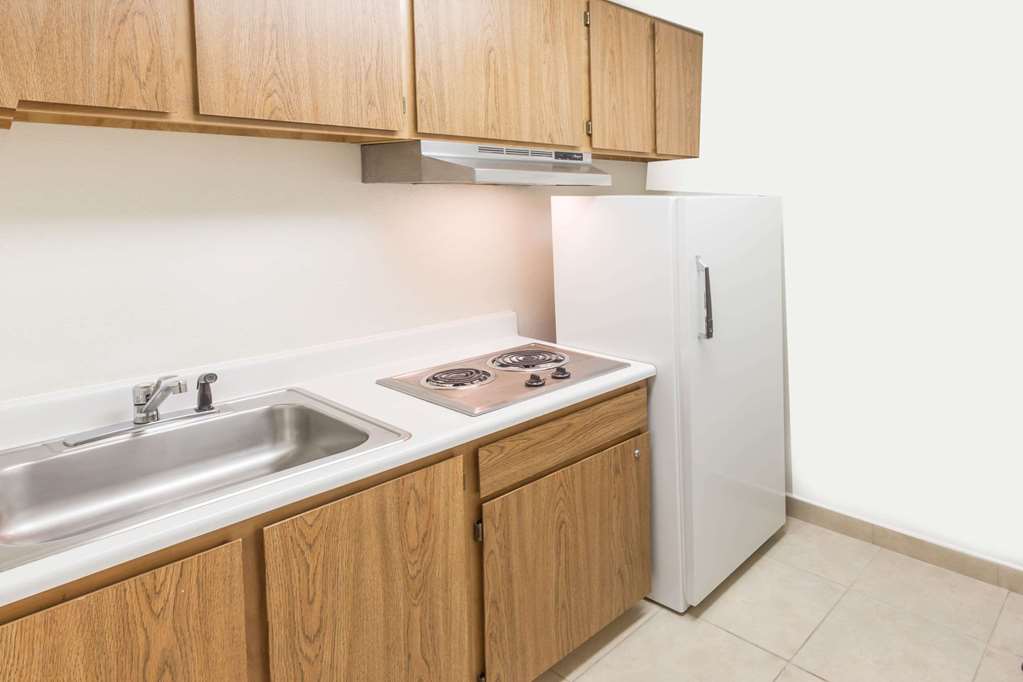 Howard Johnson by Wyndham Roseburg - photo 14