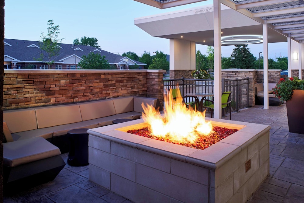 Springhill Suites Grand Rapids West - photo 19
