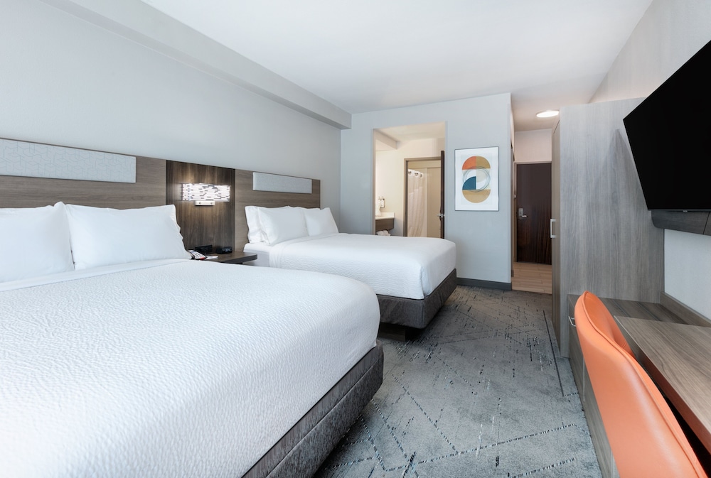 Holiday Inn Express & Suites Dallas Park Central Northeast by IHG - photo 7