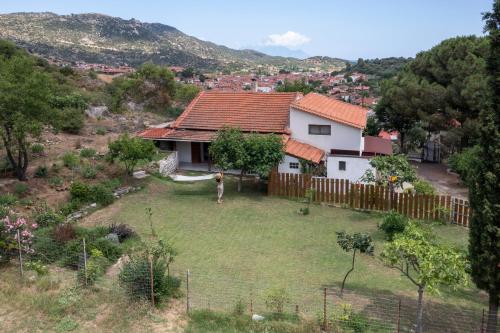 Bravita House — 4-Star Luxury Hotel in Sykia, Greece