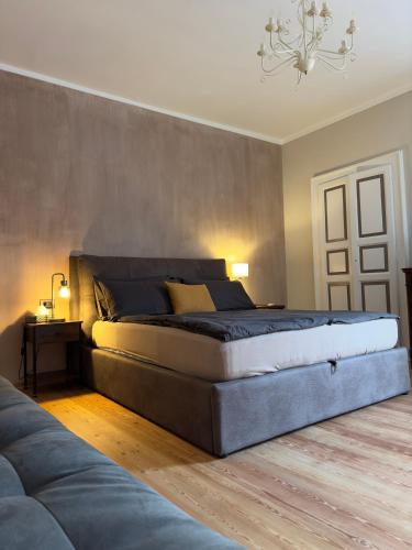 Plaza Apartment — 4-Star Luxury Hotel in Cannobio, Italy