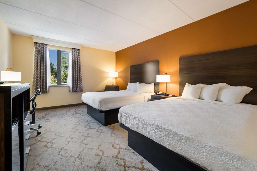 Best Western Grand Victorian Inn - photo 4