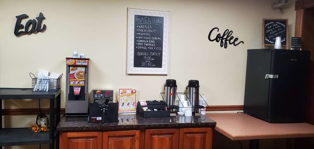 Americas Best Value Inn Chippewa Falls - photo 12