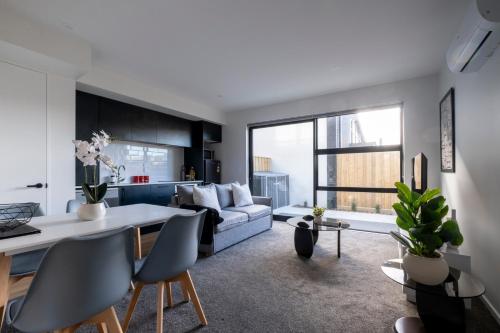 Luxury 2 bed townhome in CBD — 4-Star Luxury Hotel in Christchurch, New Zealand