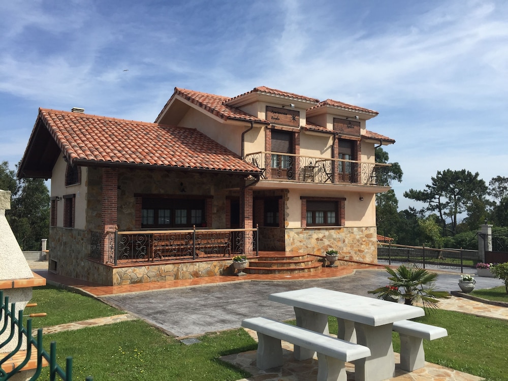 Apartamentos Rurales La Aguilera 6059353 — Cudillero