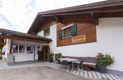 Gästehaus Fitsch Ferienwohnung in Silbertal — 4-Star Luxury Hotel in Silbertal, Austria
