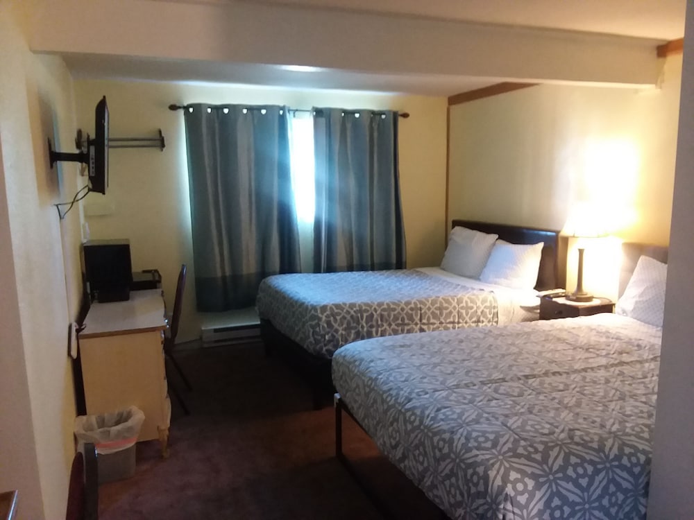 Shiny Motel - photo 35
