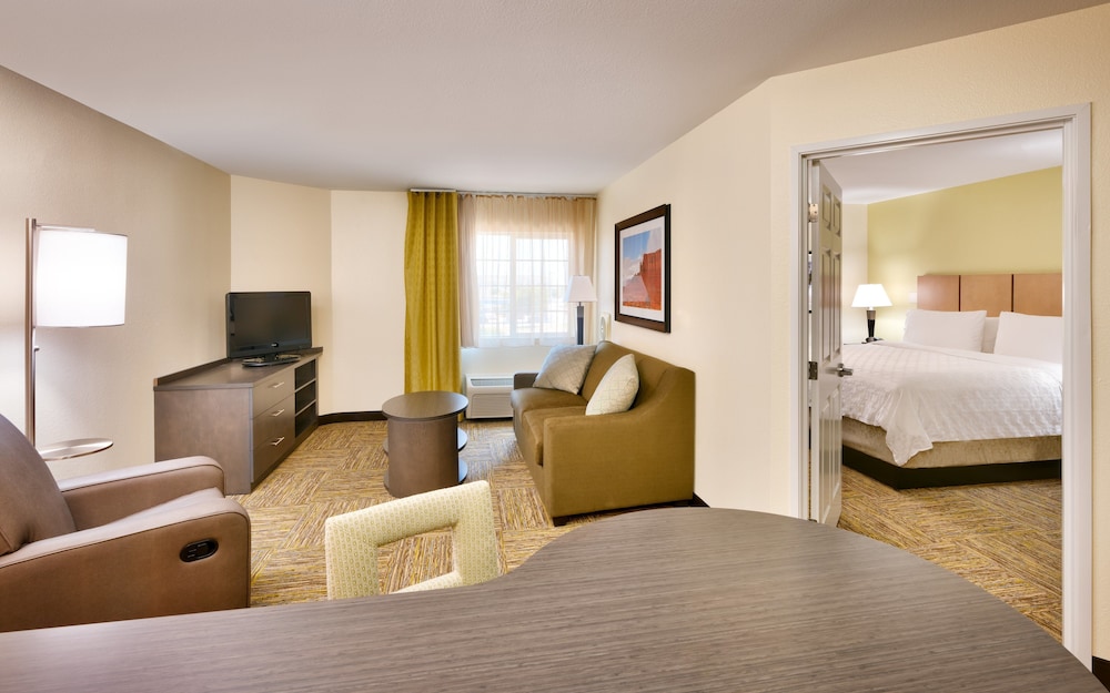 Candlewood Suites Dallas Plano East Richardson an IHG Hotel - photo 4