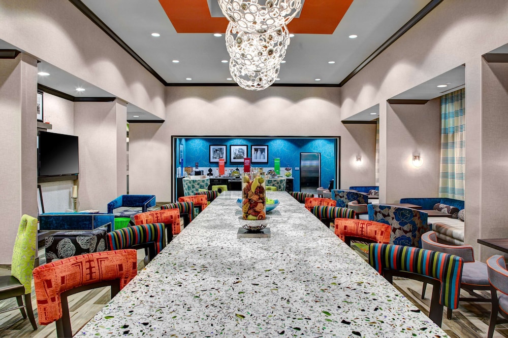 Hampton Inn & Suites by Hilton Atlanta Perimeter Dunwoody - photo 2