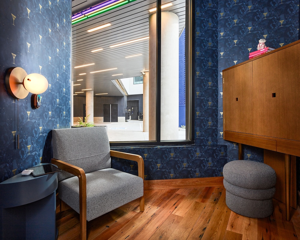 Catbird Hotel - photo 3